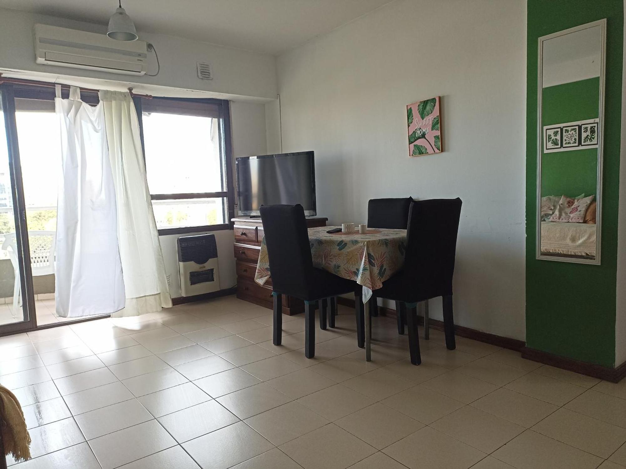 Departamento Plaza Moreno Con Balcon La Plata Zewnętrze zdjęcie