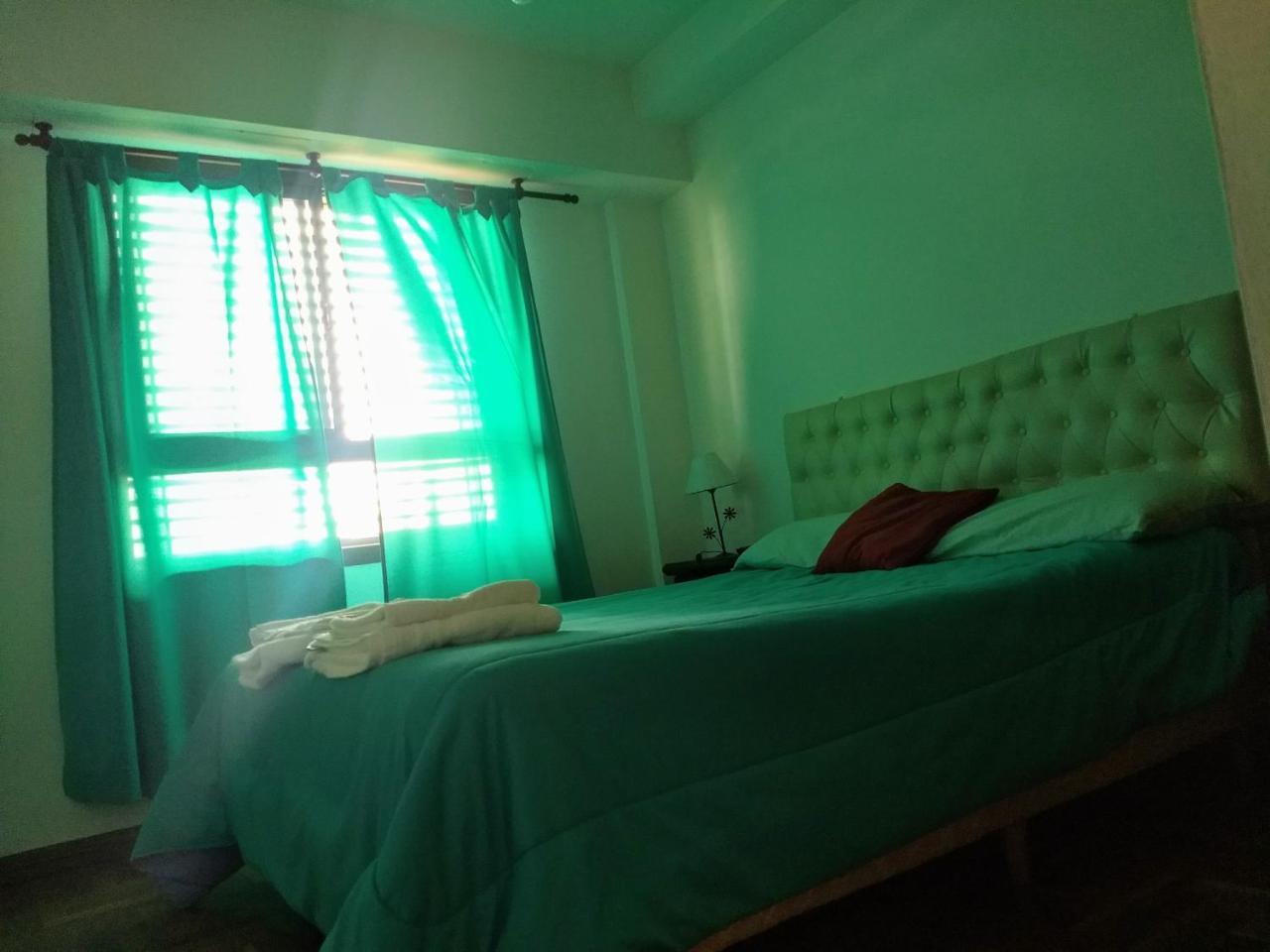 Departamento Plaza Moreno Con Balcon La Plata Zewnętrze zdjęcie